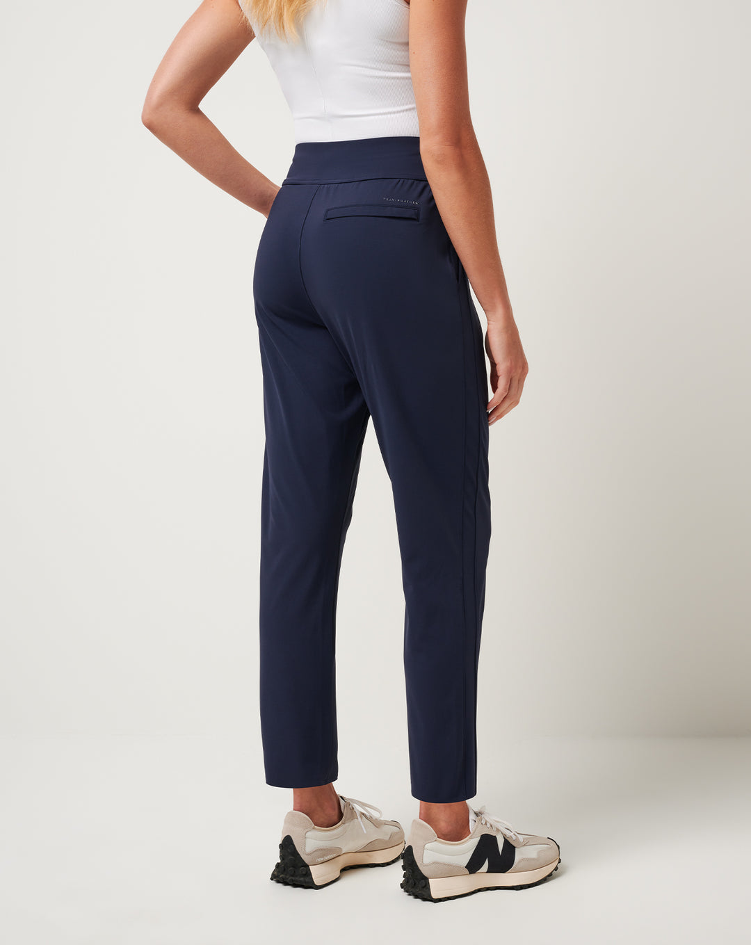 Moveknit Resilience Ankle Pant