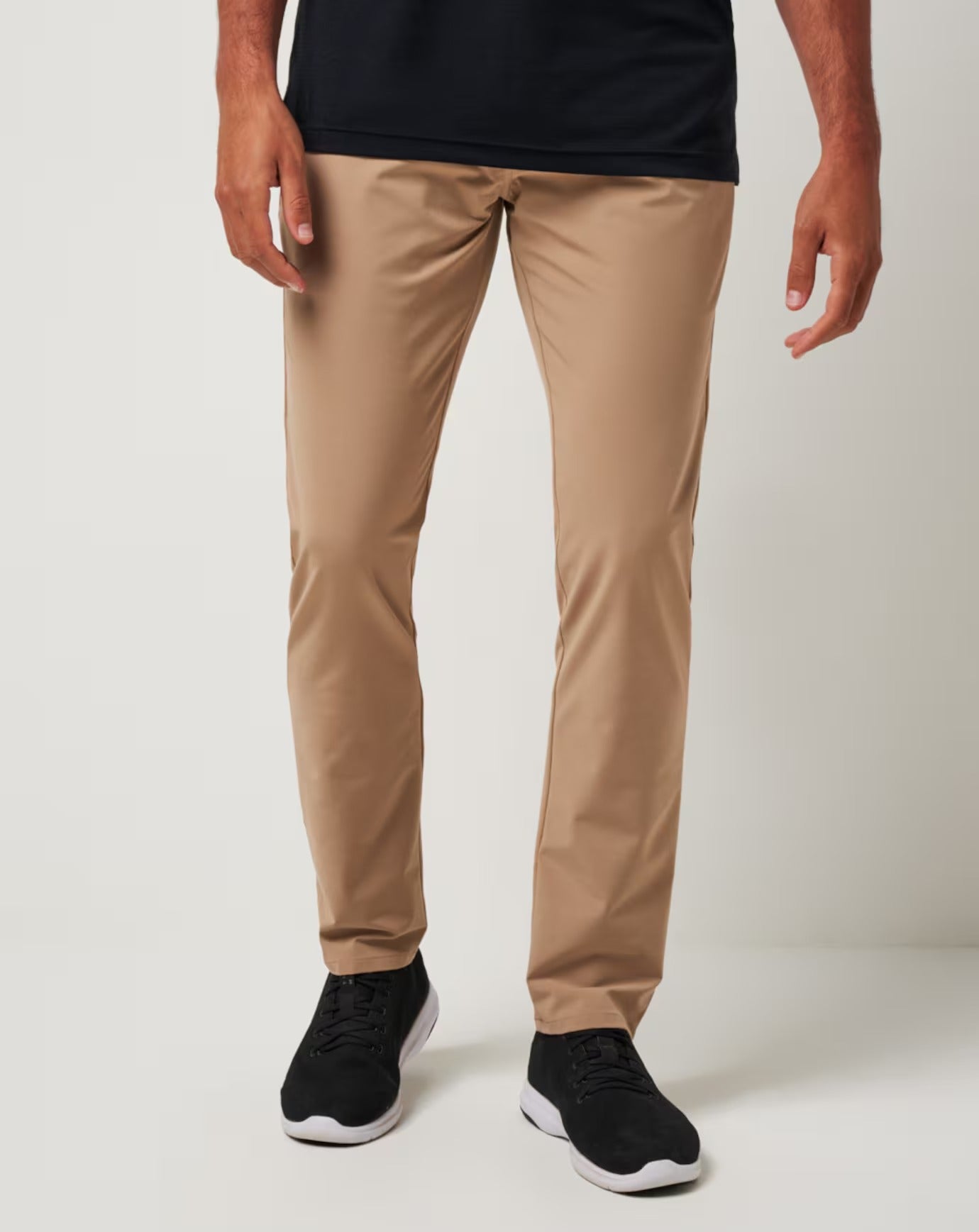 Open To Close Tech Chino | TravisMathew Australia
